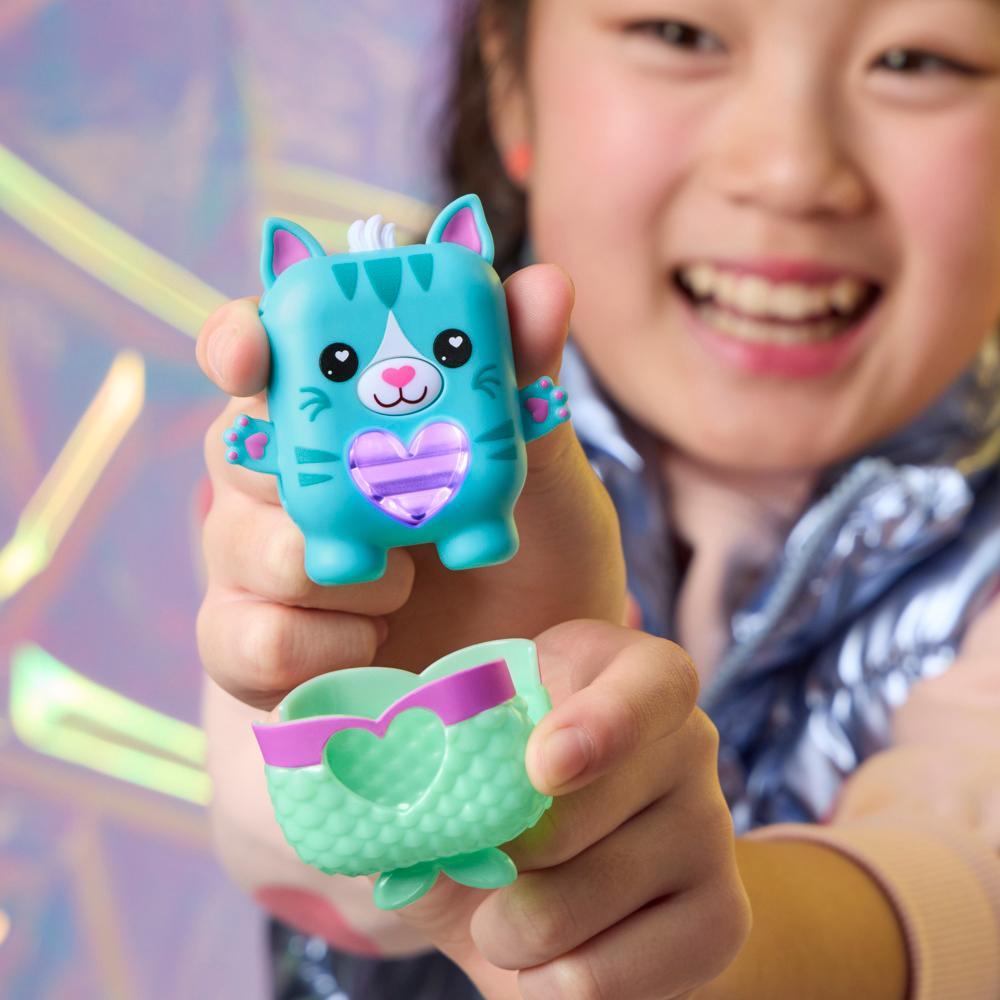 Hasbro Nano-mals?Pawtricia the Blue Kitty Electronic Fidget Pet - Image 3