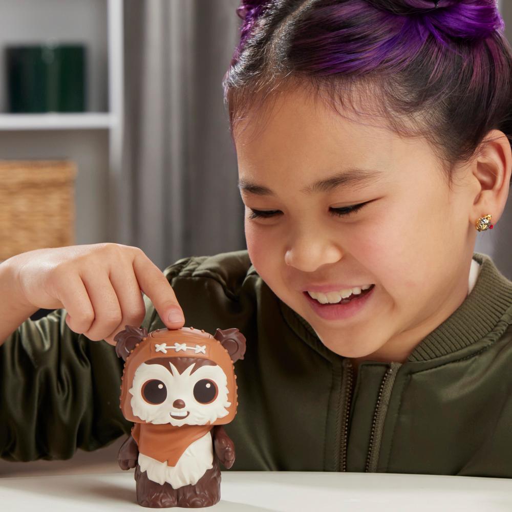 Star Wars Droidables Wicket 4 Electronic Figure - Image 9