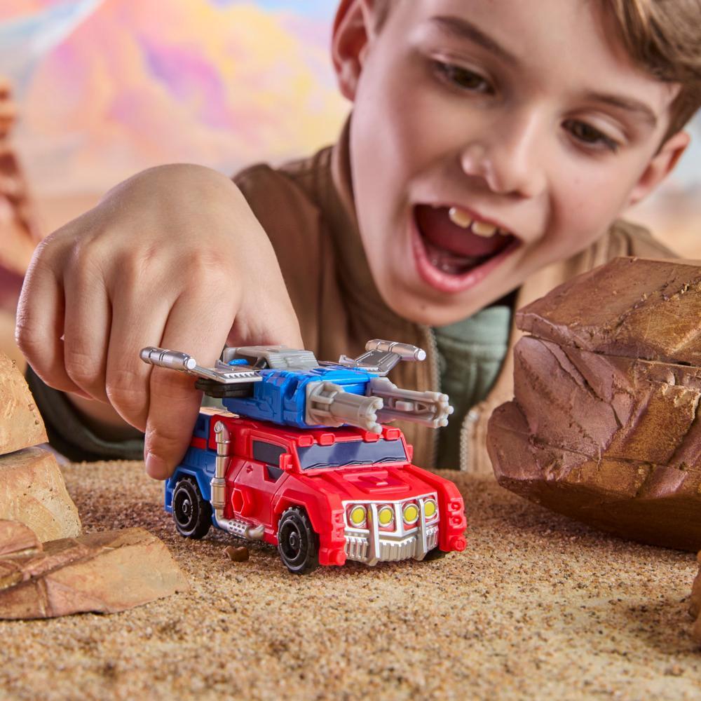 Transformers CYBERWORLD Armored Cyber Changers Optimus Prime Action Figure - Image 10