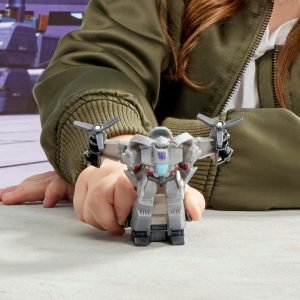Transformers EarthSpark 1-Step Smash Changers Megatron Action Figure
