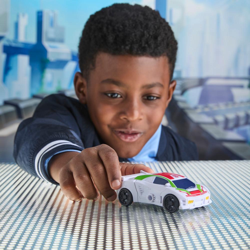 Transformers CYBERWORLD Cyber Changers Wheeljack Action Figure - Image 5