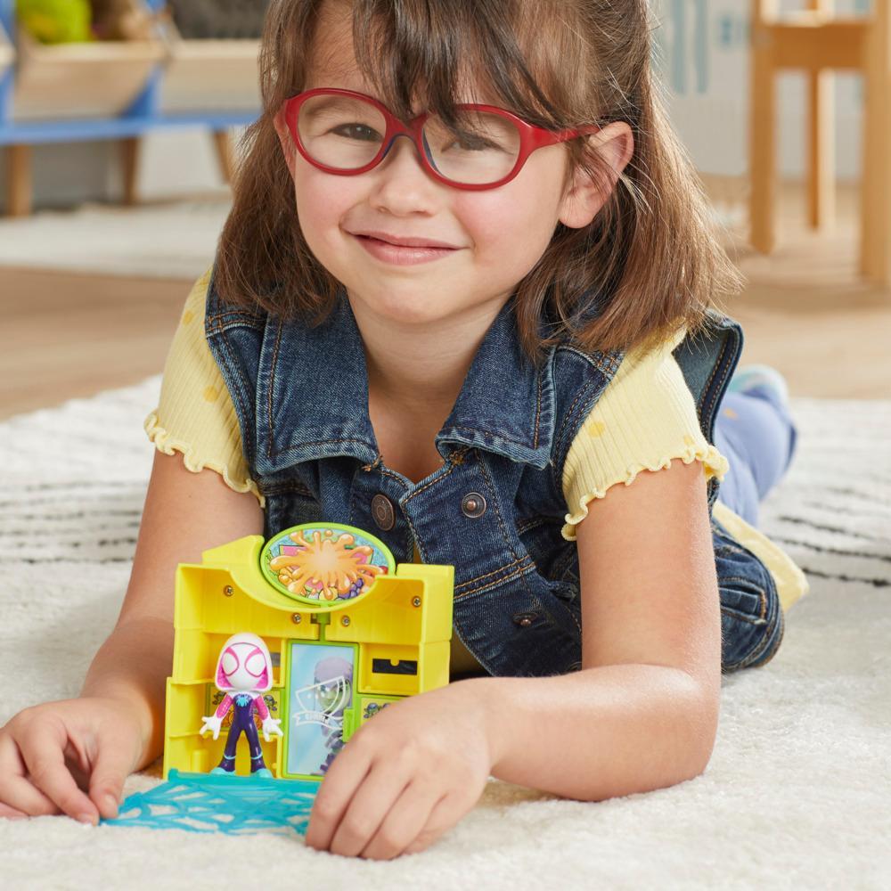 Marvel Spidey and His Amazing Friends City Blocks Ghost Spider Supermarket Kids Playset - Image 4