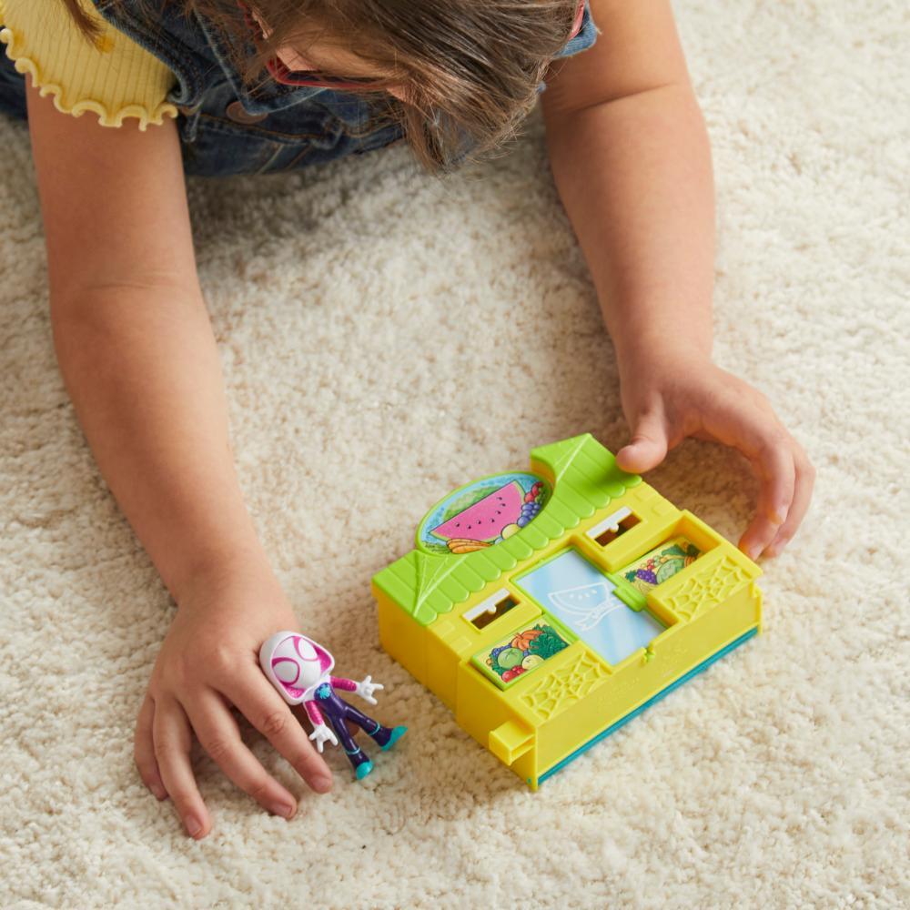 Marvel Spidey and His Amazing Friends City Blocks Ghost Spider Supermarket Kids Playset - Image 2