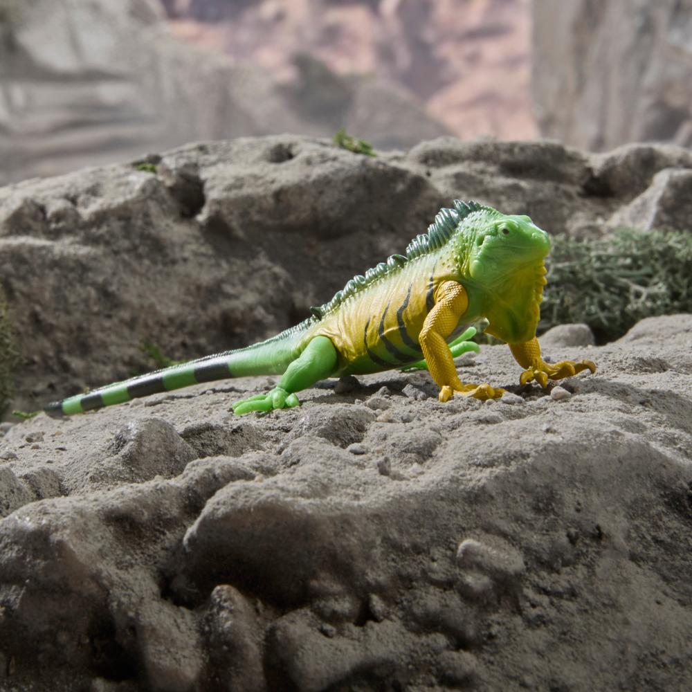 GI Joe Classified Series 168 Cobra Commander With Combat Armor Action Figure - Image 14